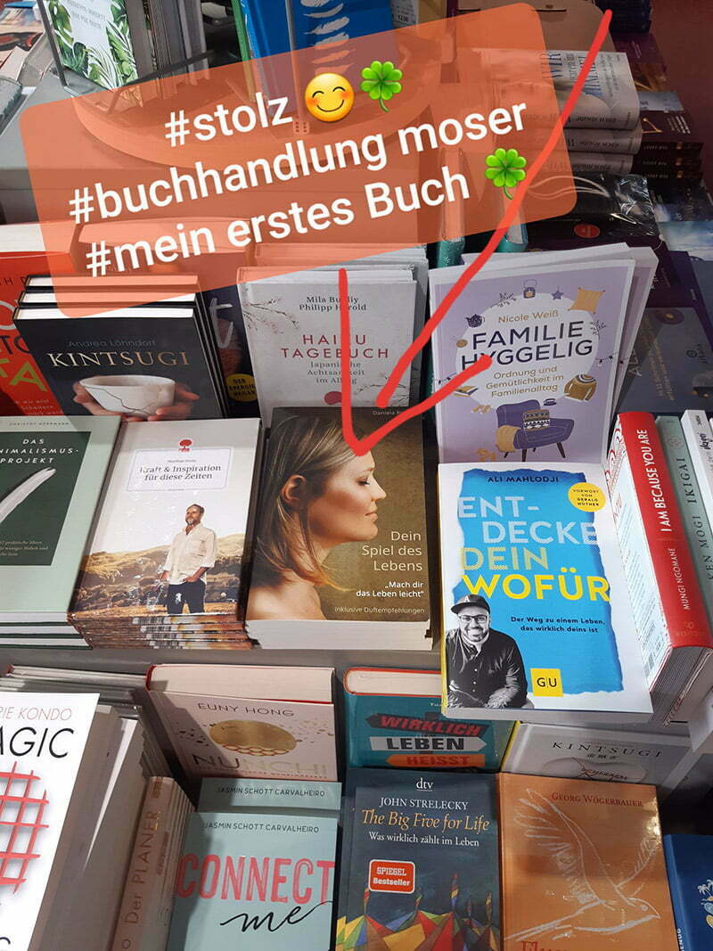 Daniela Roskers Buch "Dein Spiel des Lebens" in der Buchhandlung