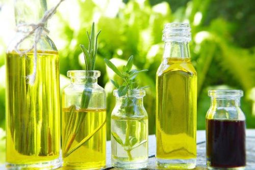 Pflanzenoele Pflanzenöle - Angebote rund um AROMA - Akademie sinnesschmiede Graz